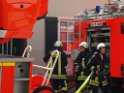 Kellerbrand mit Menschenrettung Koeln Brueck Hovenstr Olpenerstr P051